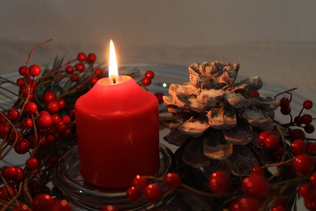 candle, burning candle, flower arrangement-2766283.jpg